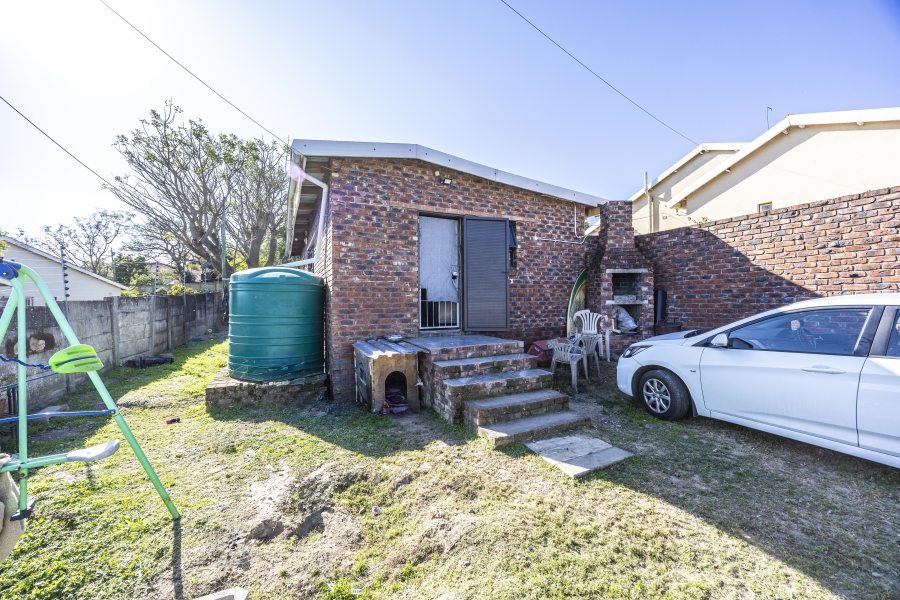 4 Bedroom Property for Sale in Cambridge Eastern Cape